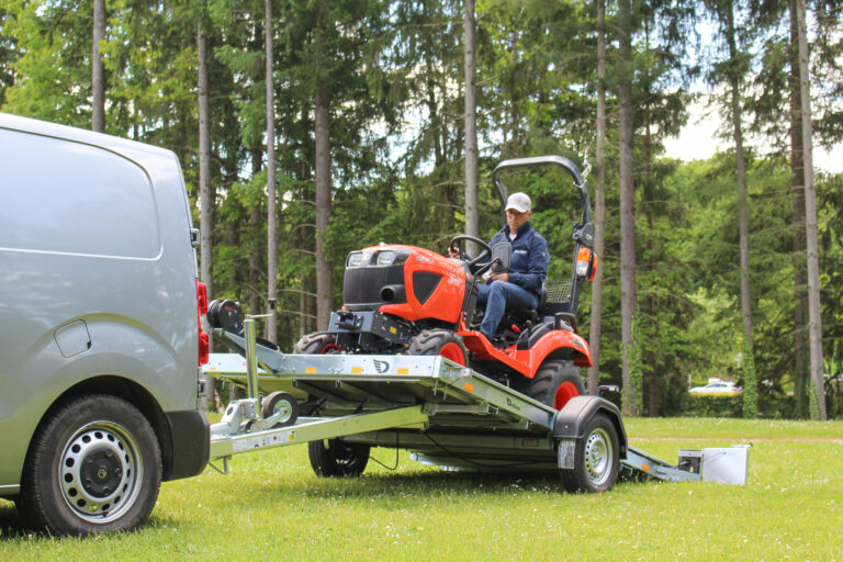 tovorna prikolica Debon Roadster Platform