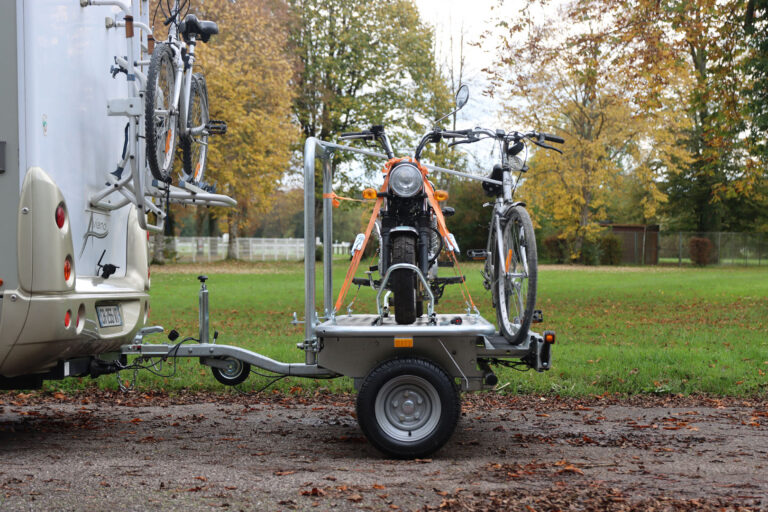 Prečna prikolica za motor Debon Roadster Camp