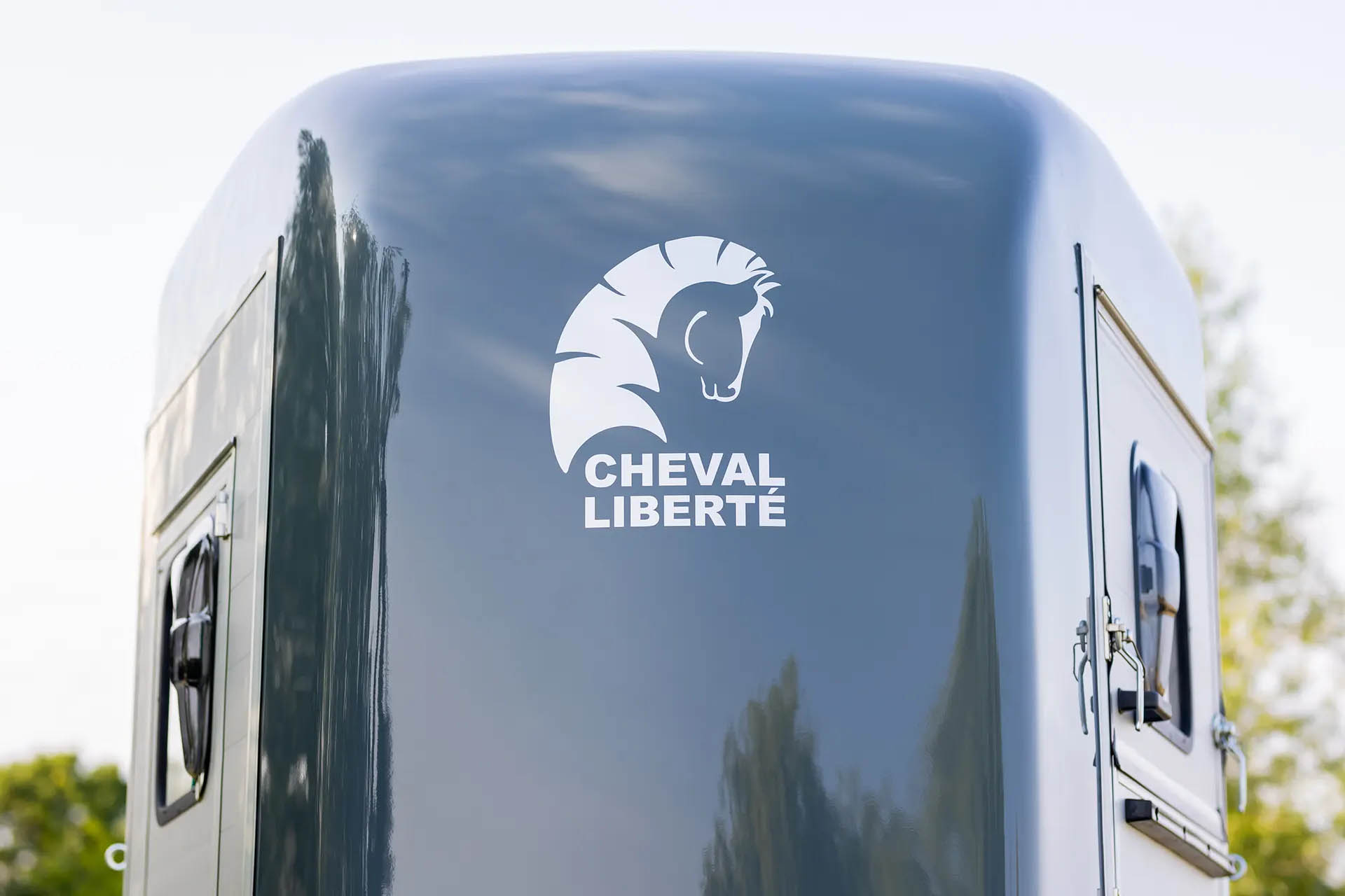 Touring XL Cheval Liberté logotyp
